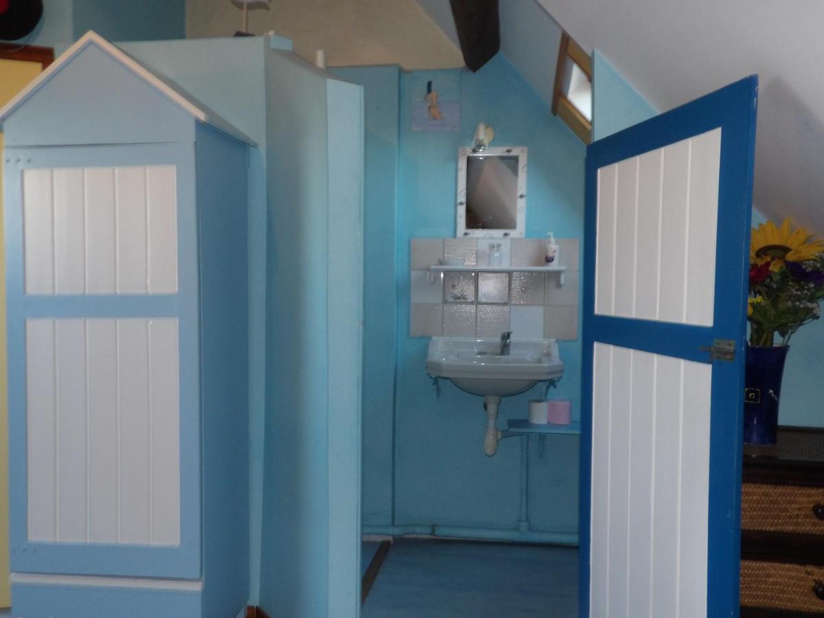 Chambres Et Tables D'Hotes A L'Auberge Touristique Meuvaines Kültér fotó